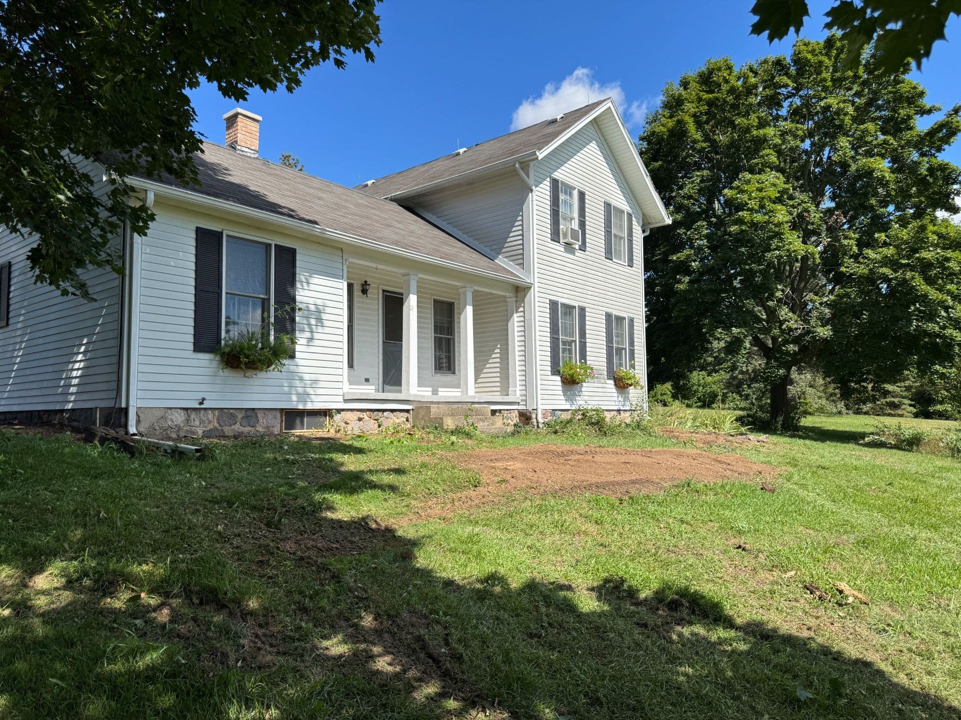 Gallery photos for Farm Restoration Brings New Life to Rural Escape: Image #2
